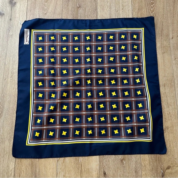 Christian Vintage Navy & Yellow Silk Scarf Made in Italy GUC - Picture 7 of 7